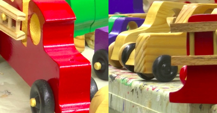  Every Christmas, an 80-year-old craftsman makes wooden toys by hand for children in need