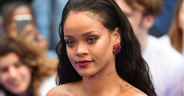  Rihannas schöne Reise als Mutter: Erwartet ein Baby und teilt Momente mit ihrem Sohn